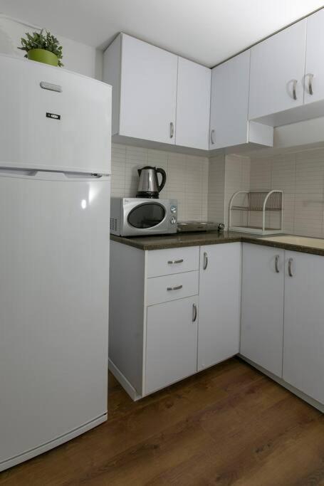 Horizon Studio Apartments *Top Location* Иерусалим Экстерьер фото